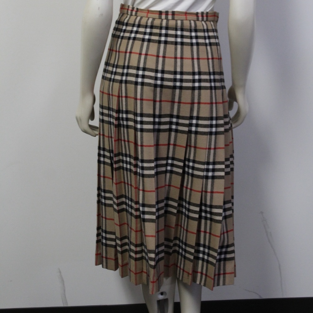 COPY - Vintage Burberry Pleated Plaid Skirt - Picture 3 of 8